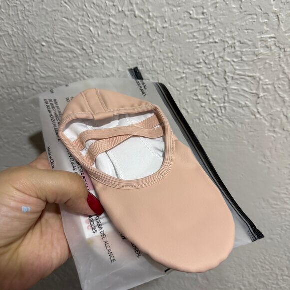 Stelle Girls Ballet Slippers NWT size 2ML - Picture 4 of 4